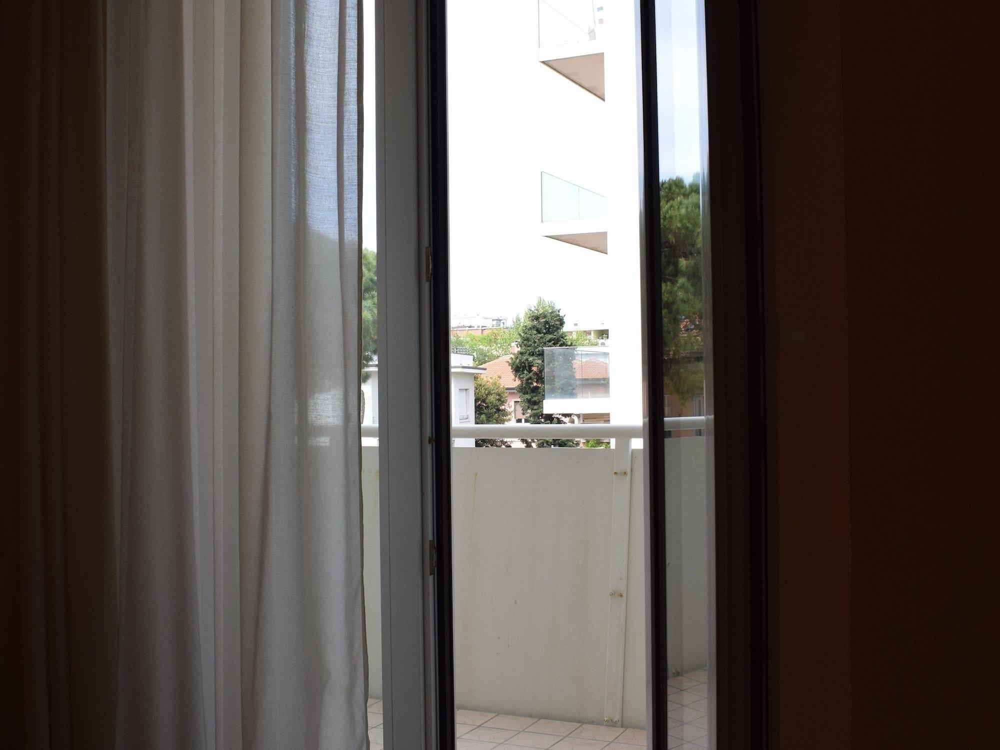 Hotel Bamby Rimini Bagian luar foto