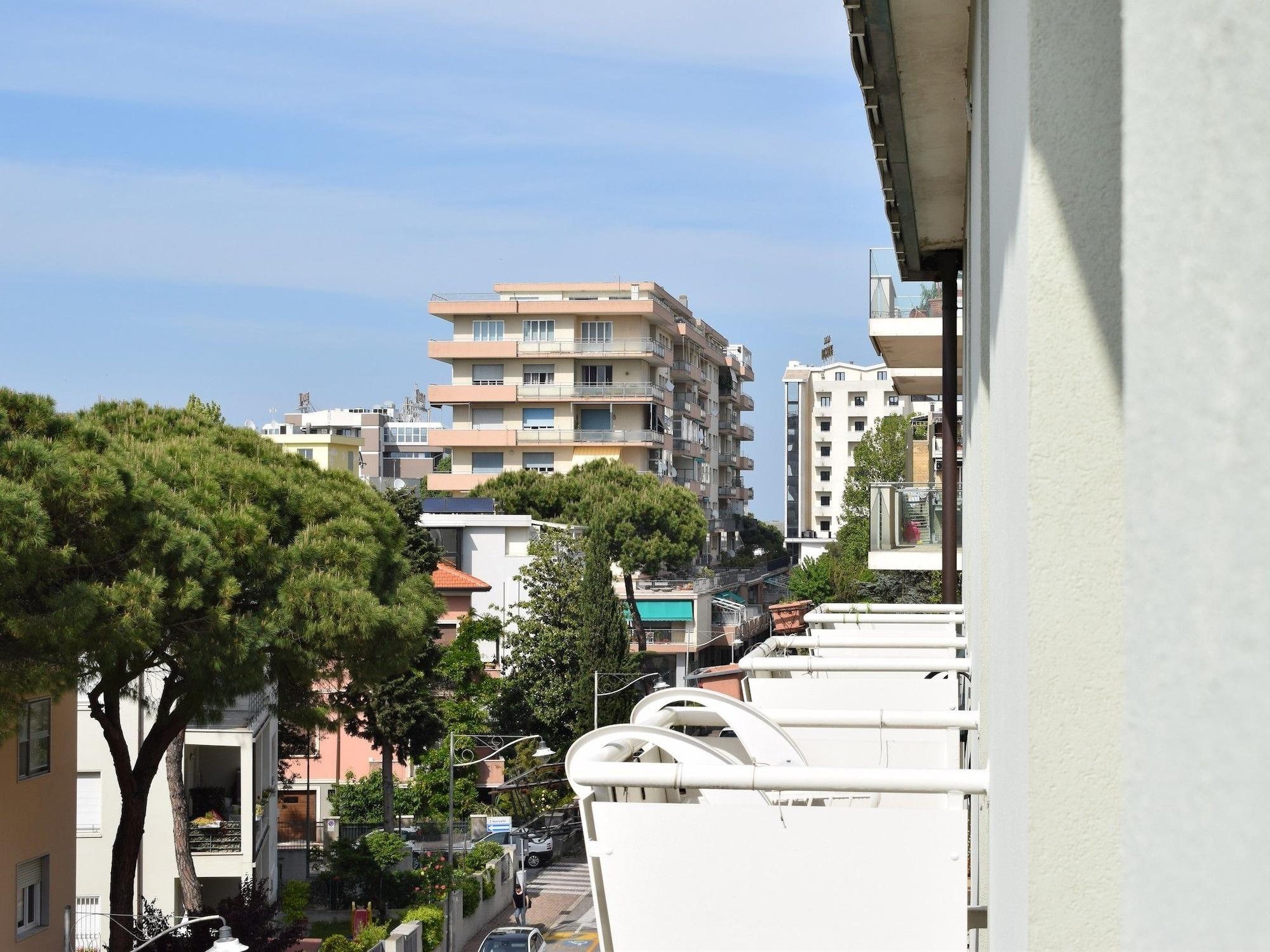 Hotel Bamby Rimini Bagian luar foto