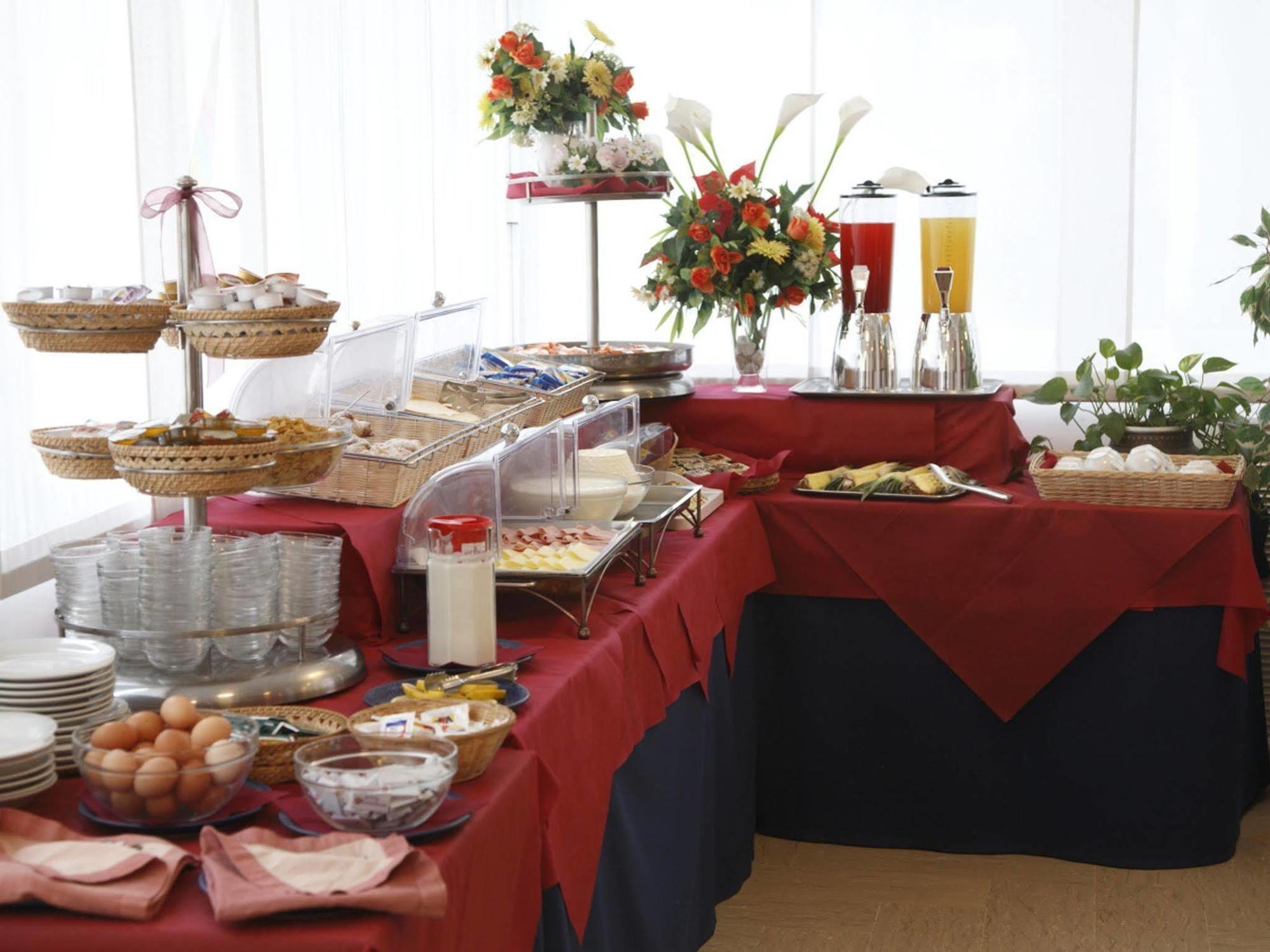 Hotel Bamby Rimini Bagian luar foto